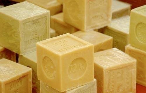 Commerce extérieur : Le savon de ménage entre dans le top 10 des exportations camerounaises en 2025