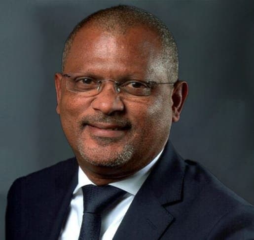 Patronat gabonais : Alain-Claude Kouakoua en campagne pour transformer son intérim en mandat électif
