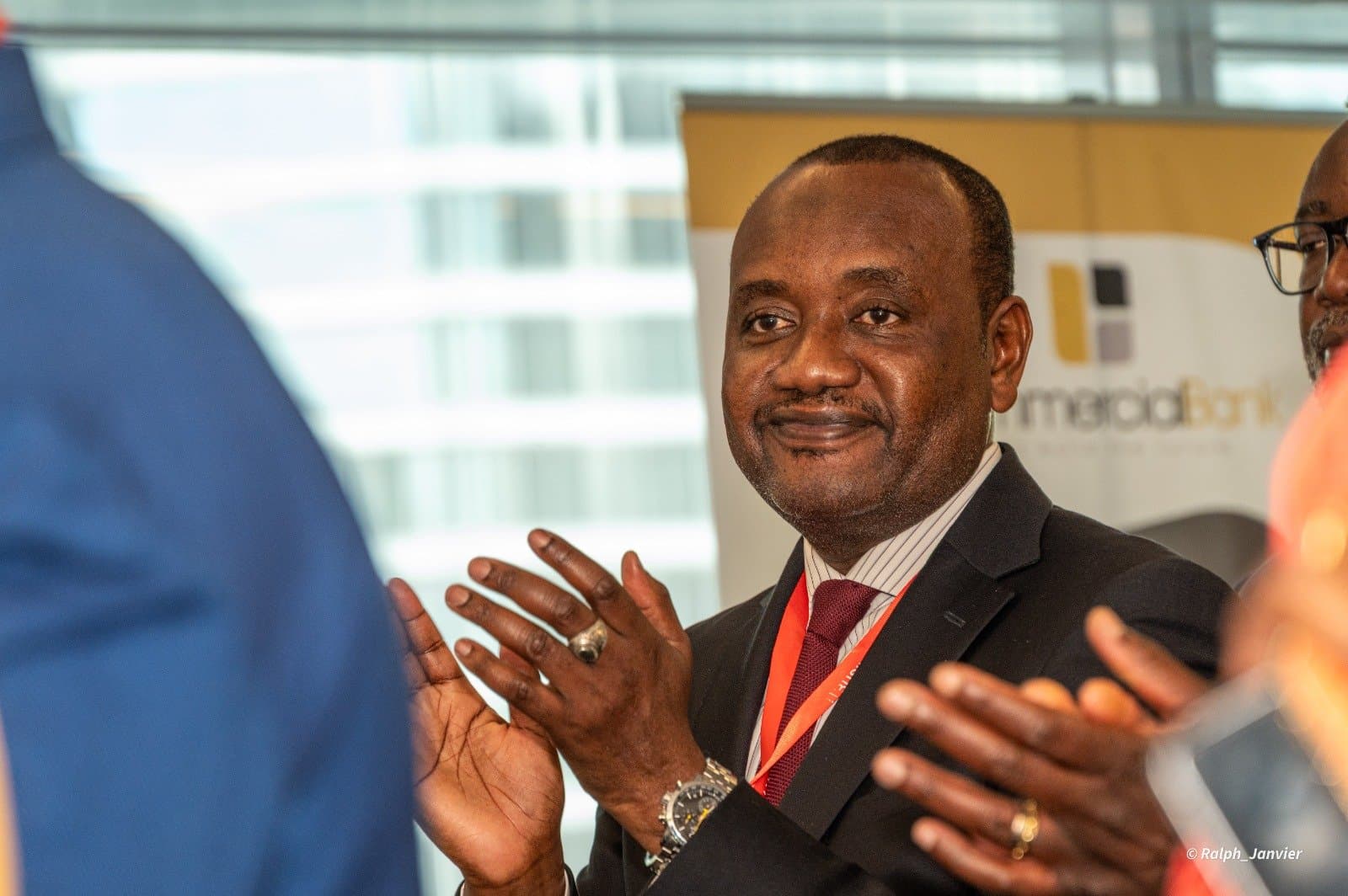 Mobile money : La BEAC revendique une longueur d’avance sur la BCEAO