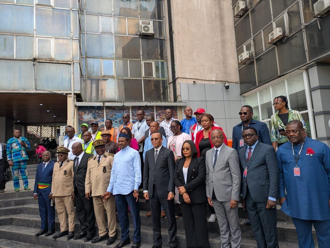 Collision maritime à Douala : Le gouvernement donne 15 jours à l’armateur du MV Black Rhino pour libérer le chenal d’accès